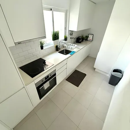 The Crespo House 3d - * Lissabon